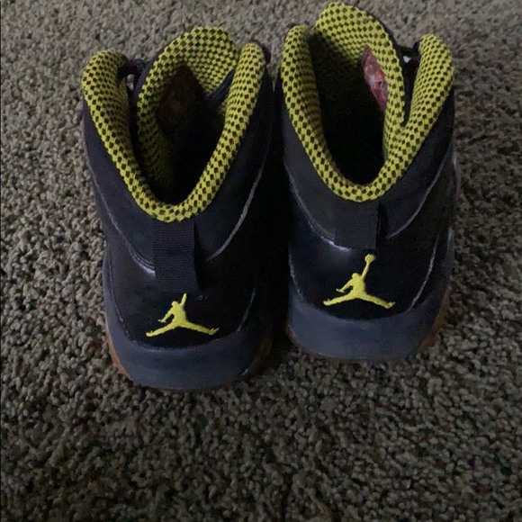 Jordan’s - Picture 3 of 5